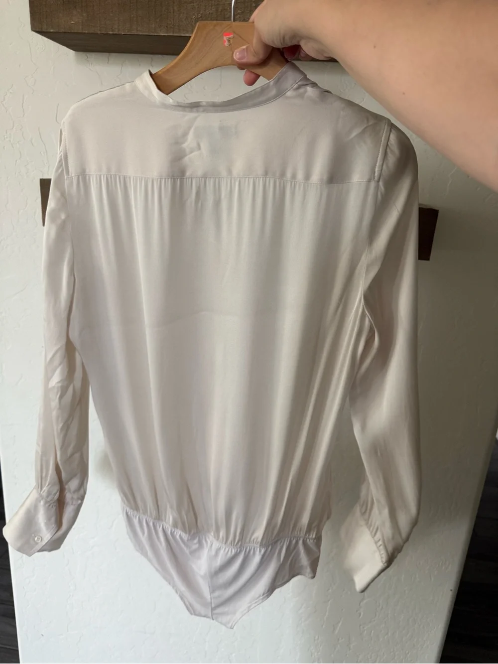 J crew|SILK Off White Long-Sleeve Ivory Button-Front Bodysuit•••Size 10,Drapey